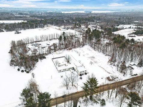 457 Old Lewiston Road Winthrop ME 04364