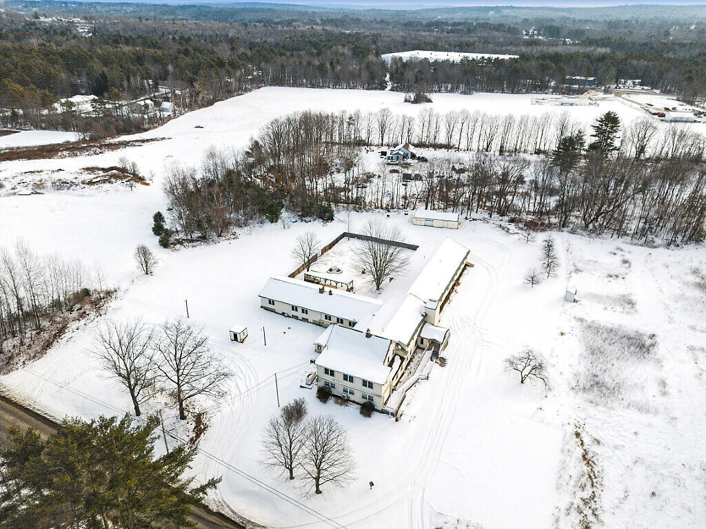 457 Old Lewiston Road Winthrop ME 04364