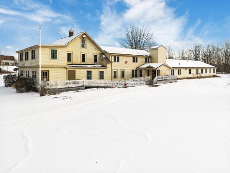 457 Old Lewiston Road Winthrop ME 04364