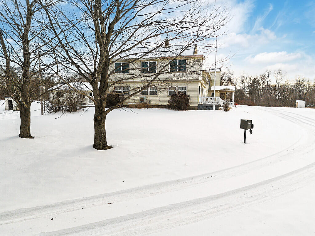 457 Old Lewiston Road Winthrop ME 04364