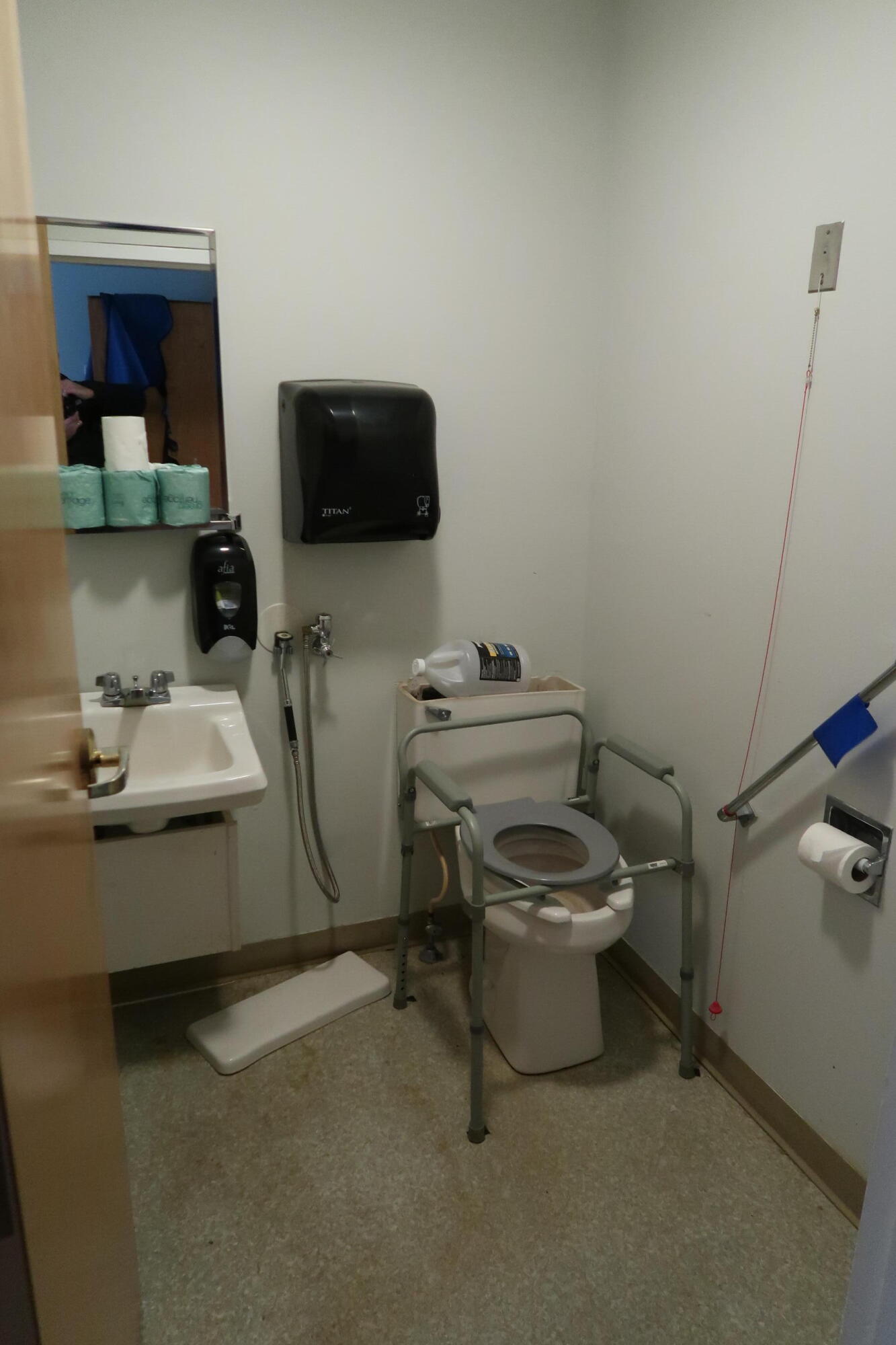 457 Old Lewiston Road Winthrop ME 04364