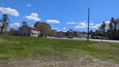 2518 U.s. 202 Winthrop ME 04364