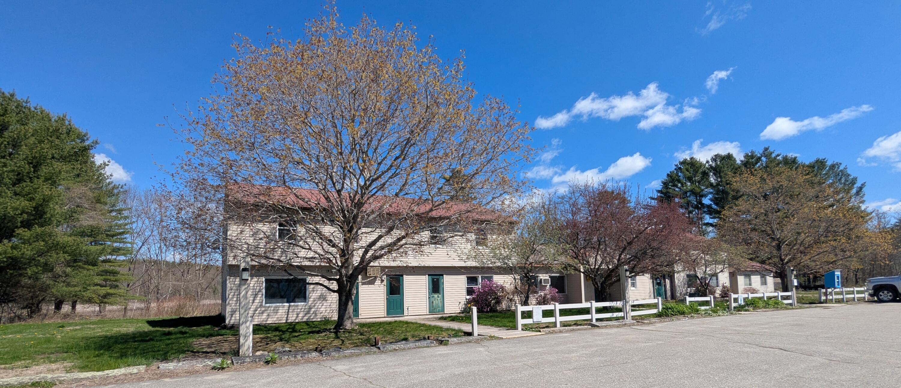 2518 U.s. 202 Winthrop ME 04364