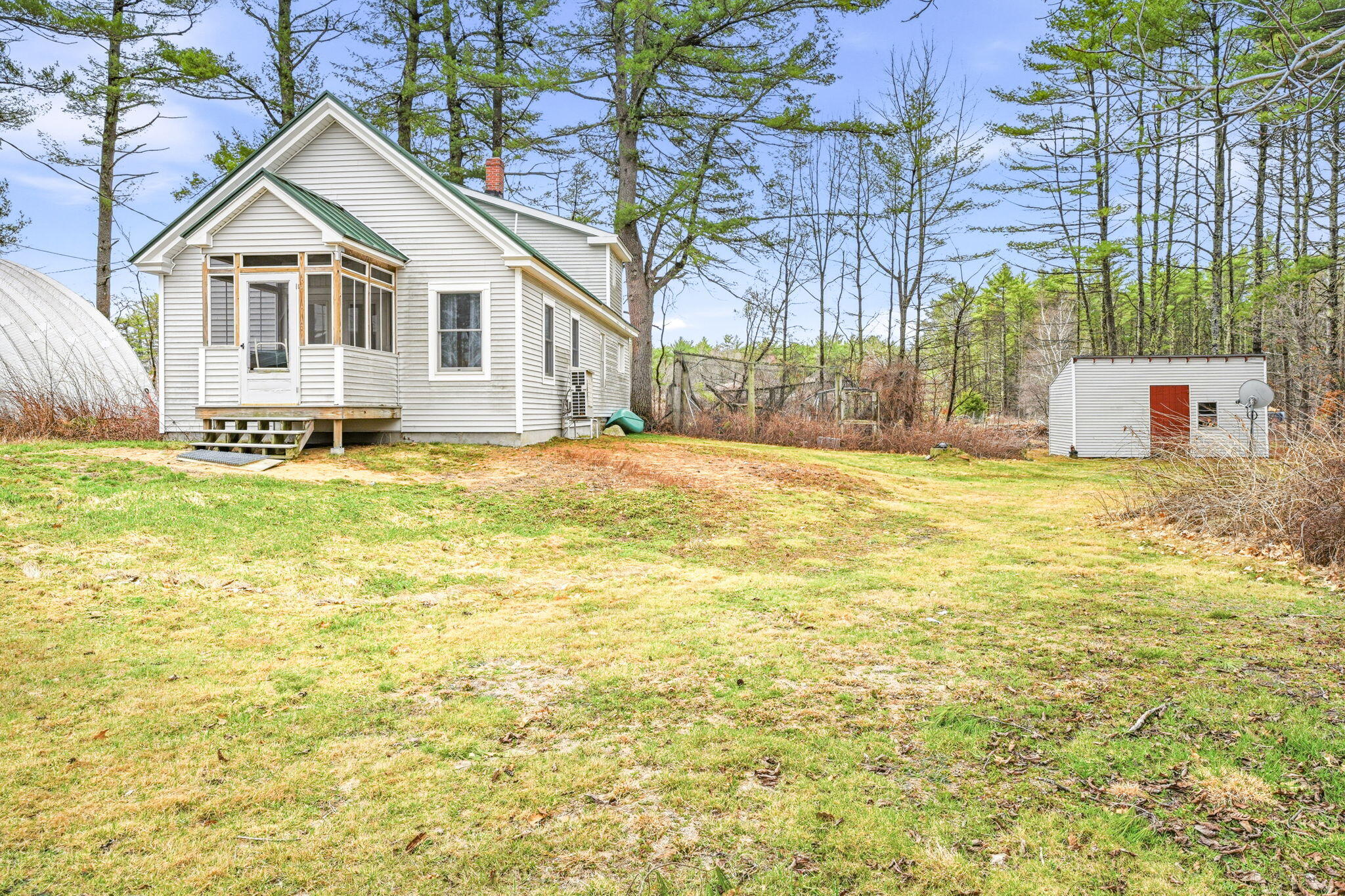 1254 Roosevelt Trail Raymond ME 04071