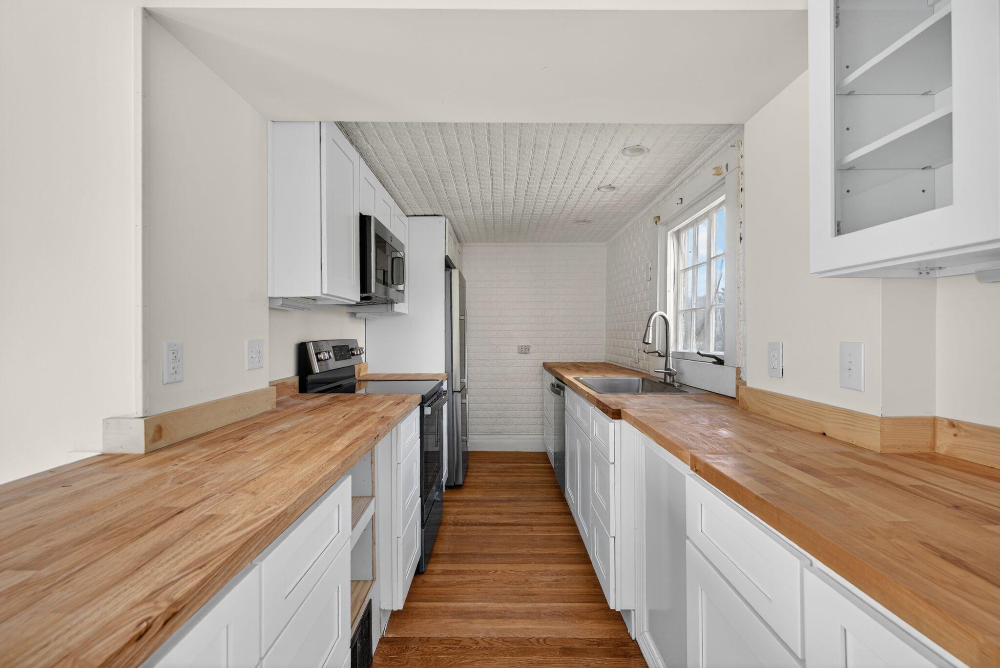 110 Maple Street Cornish ME 04020