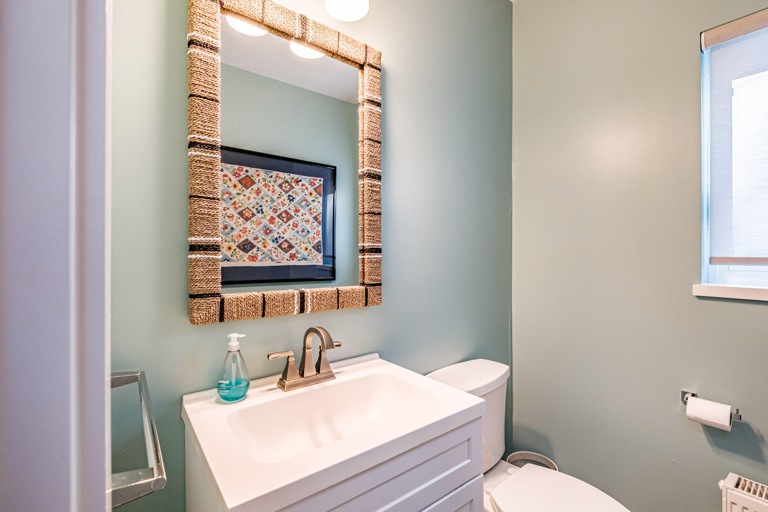 90 Main Street Yarmouth ME 04096