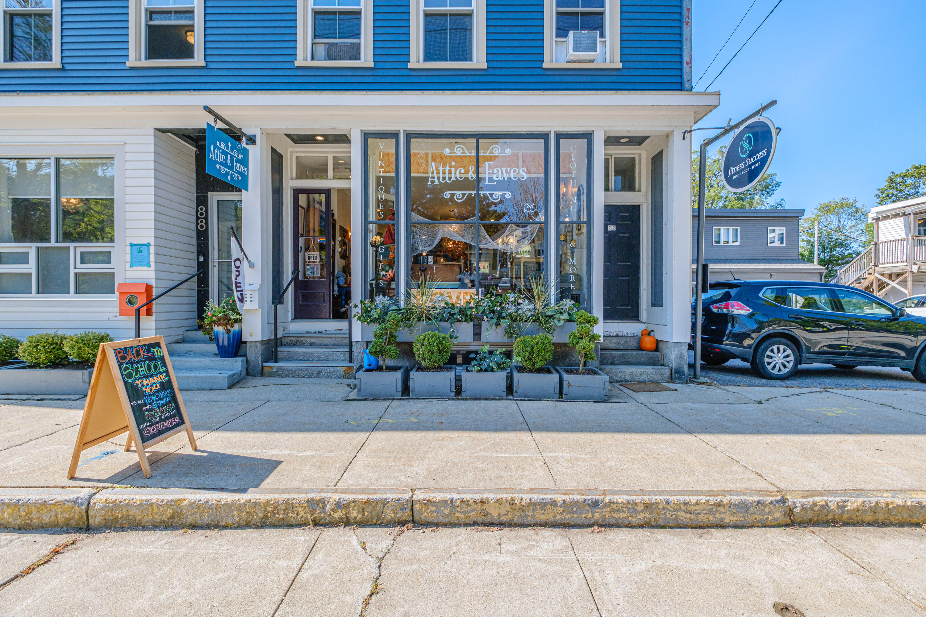 90 Main Street Yarmouth ME 04096