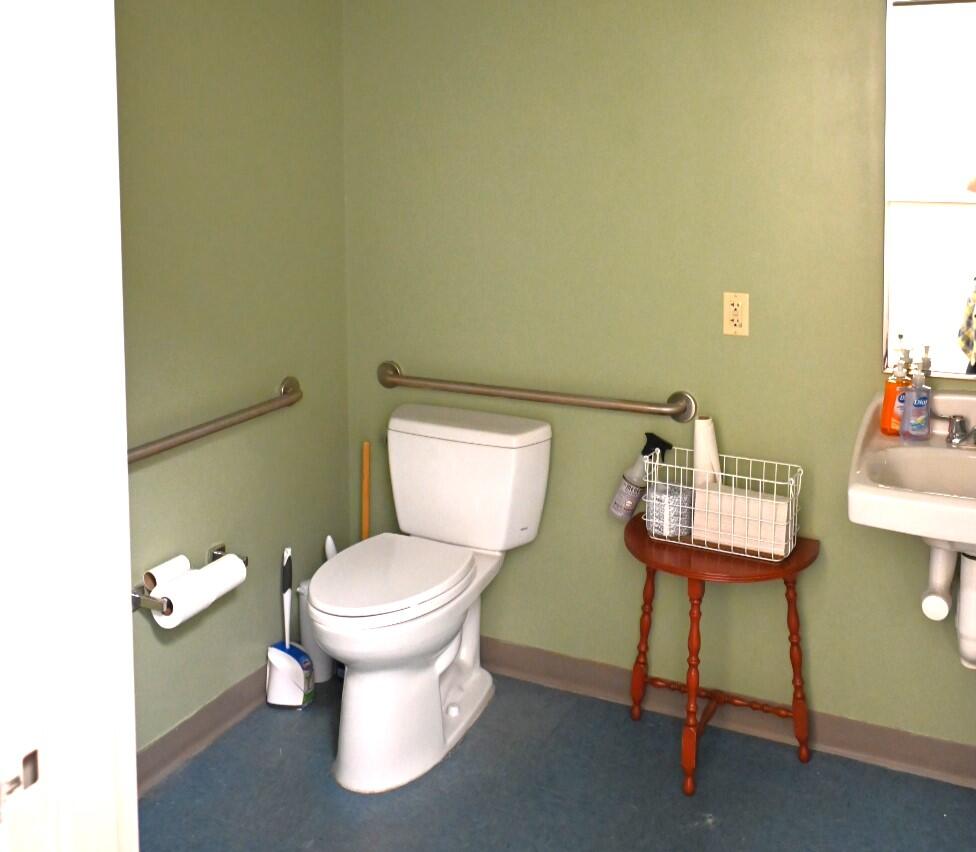 252 Water Street Gardiner ME 04345