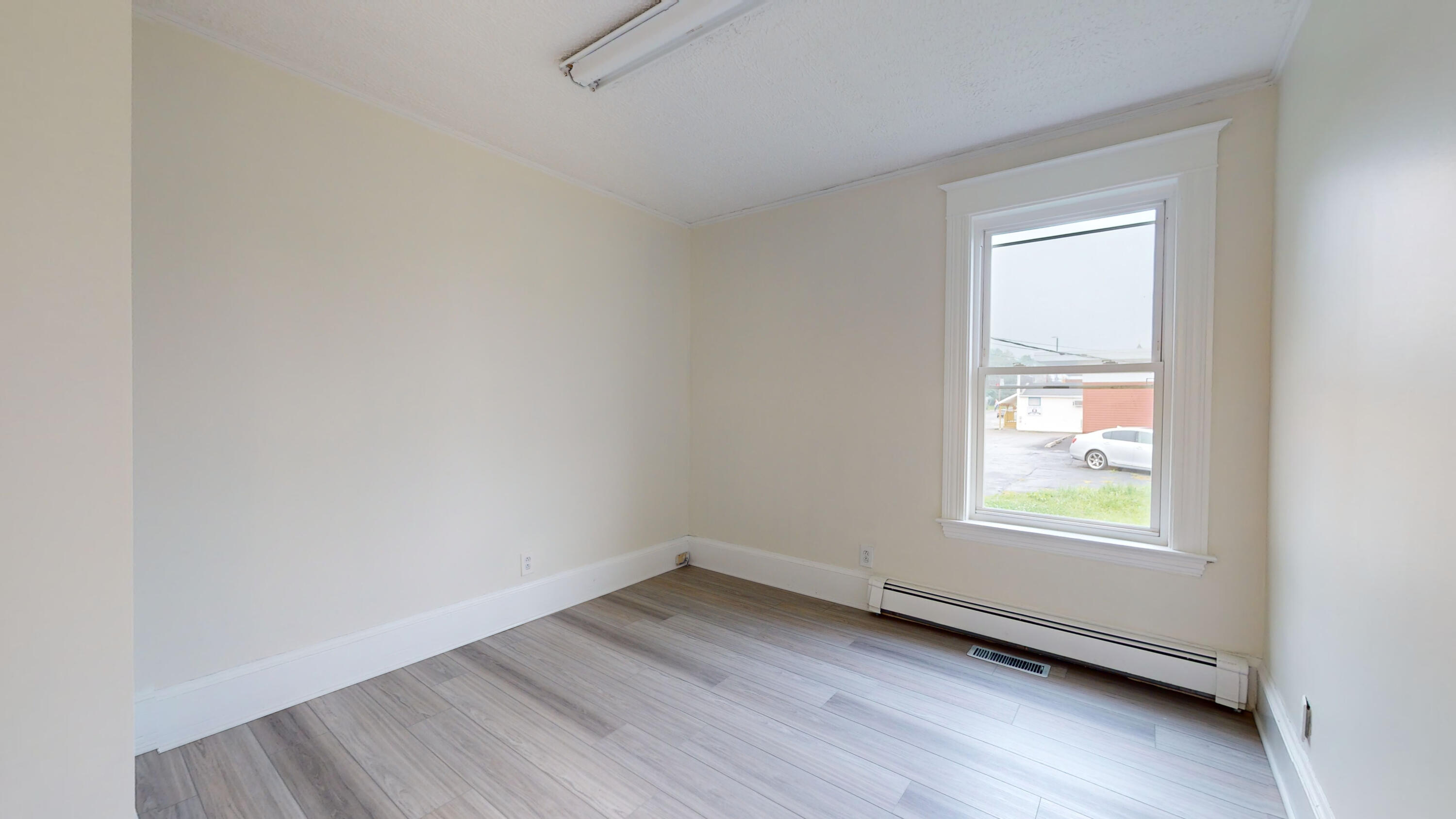 513 Sabattus Street Lewiston ME 04240