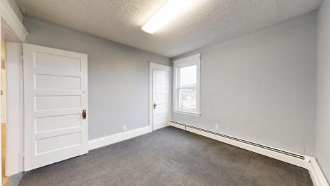 513 Sabattus Street Lewiston ME 04240
