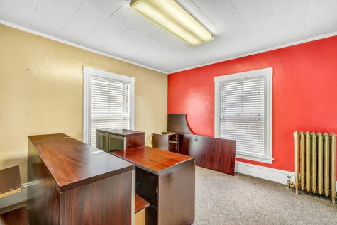 86 Western Avenue Augusta ME 04330