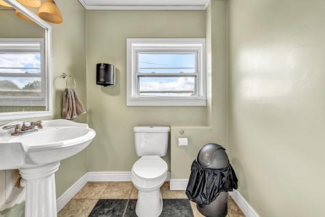 86 Western Avenue Augusta ME 04330