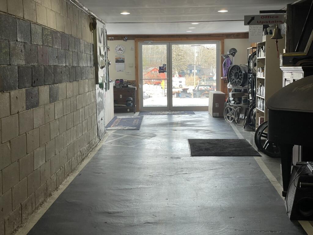 17 Dodge Road Edgecomb ME 04556