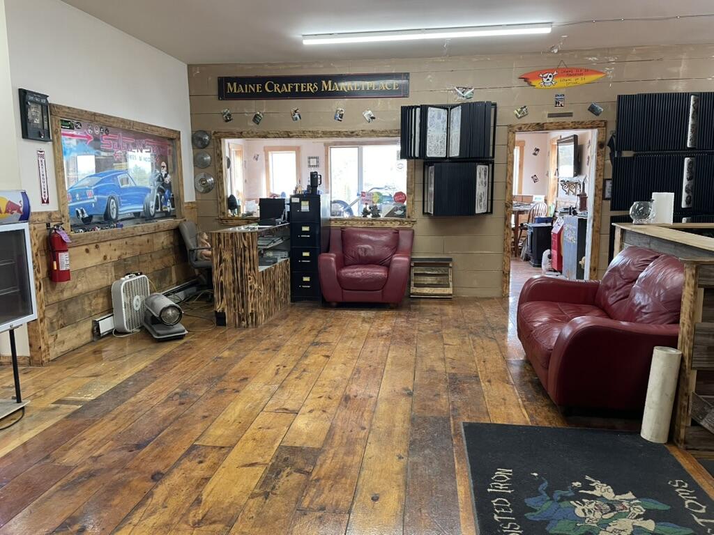 17 Dodge Road Edgecomb ME 04556