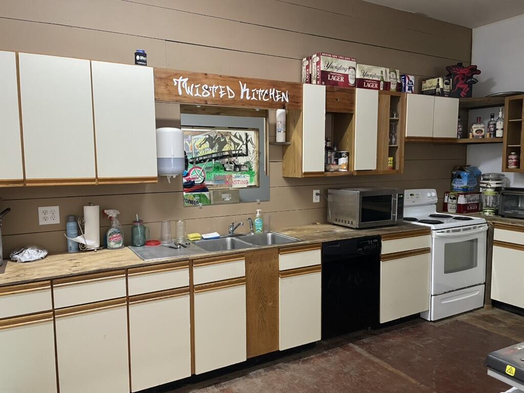 17 Dodge Road Edgecomb ME 04556