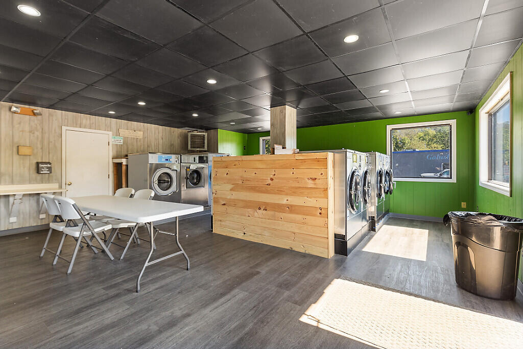 1198 Main Street Clinton ME 04927