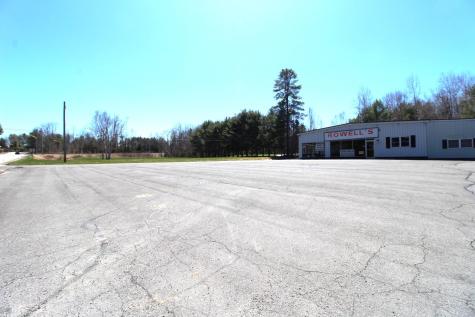 20 Estes Avenue Palmyra ME 04965