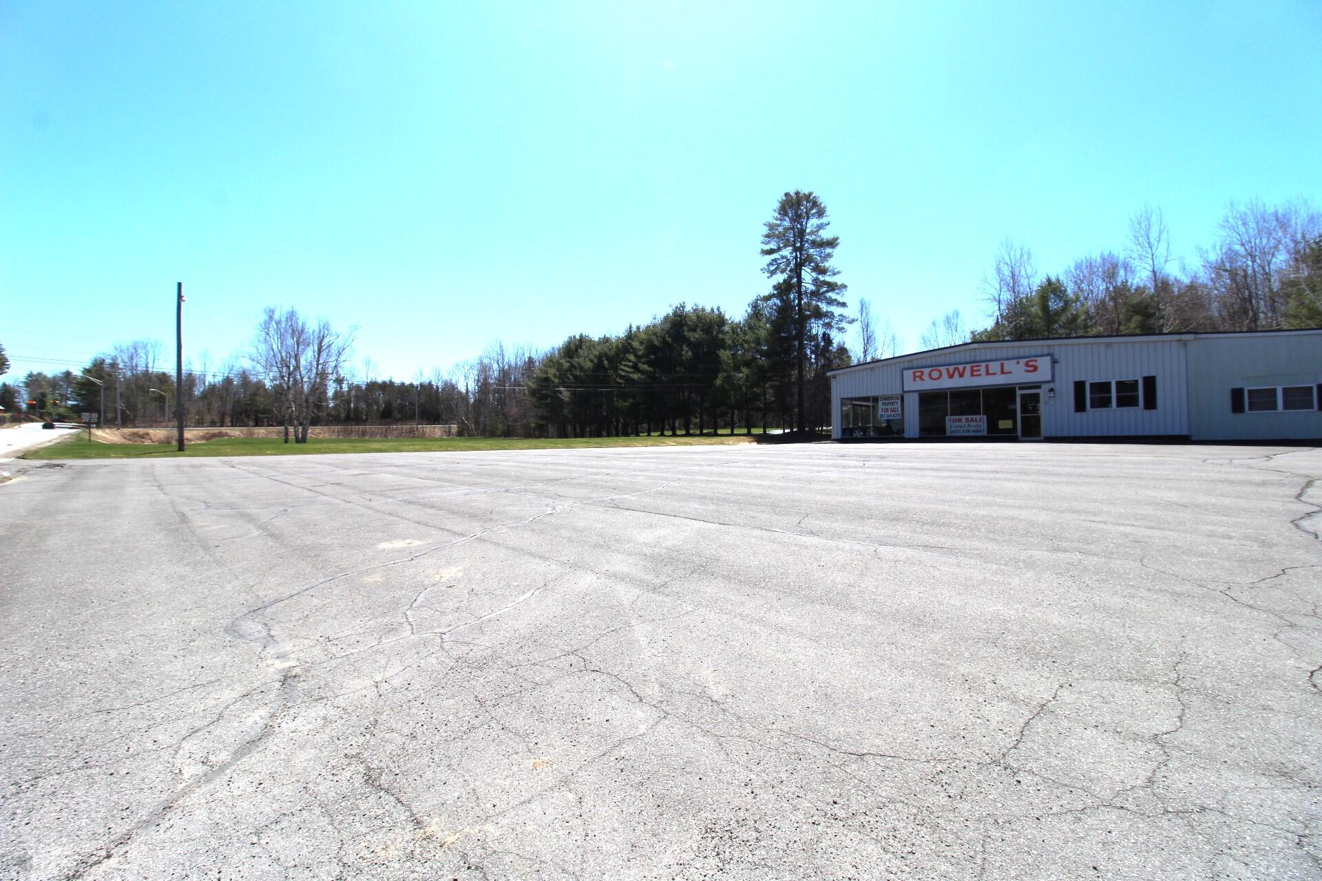 20 Estes Avenue Palmyra ME 04965