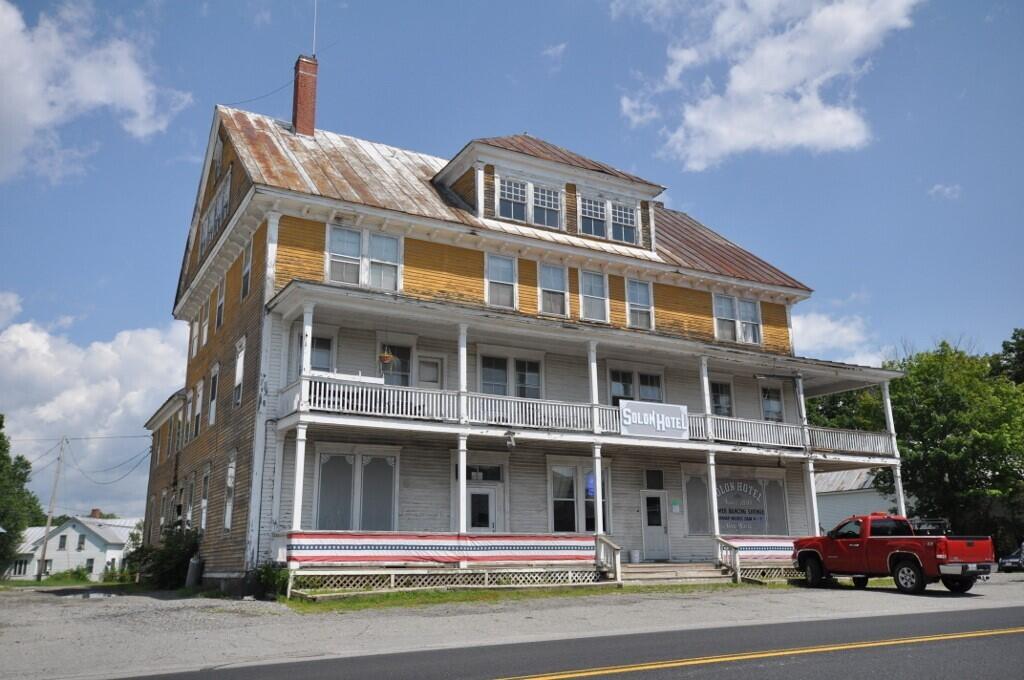 4 S Main Street Solon Maine Real Estate Listing MLS 1501553