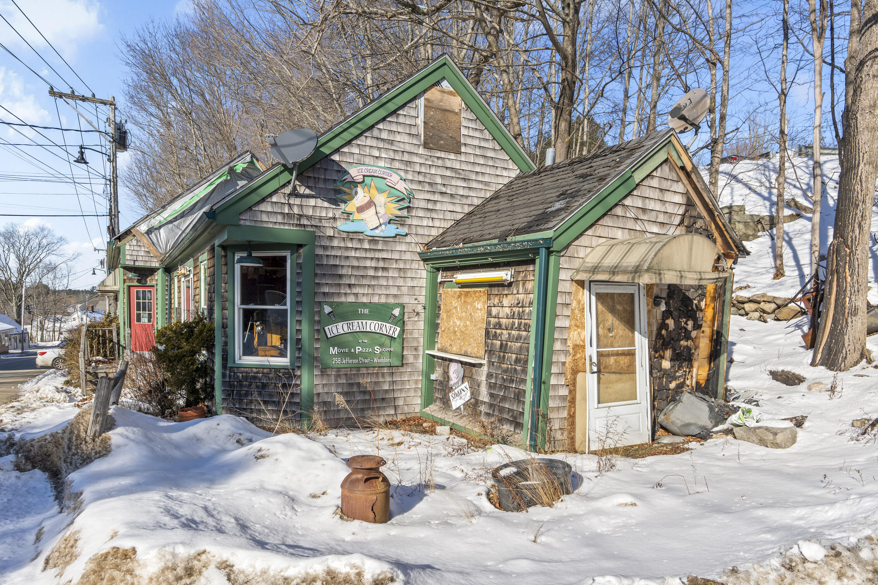 258 Jefferson Street Waldoboro ME 04572
