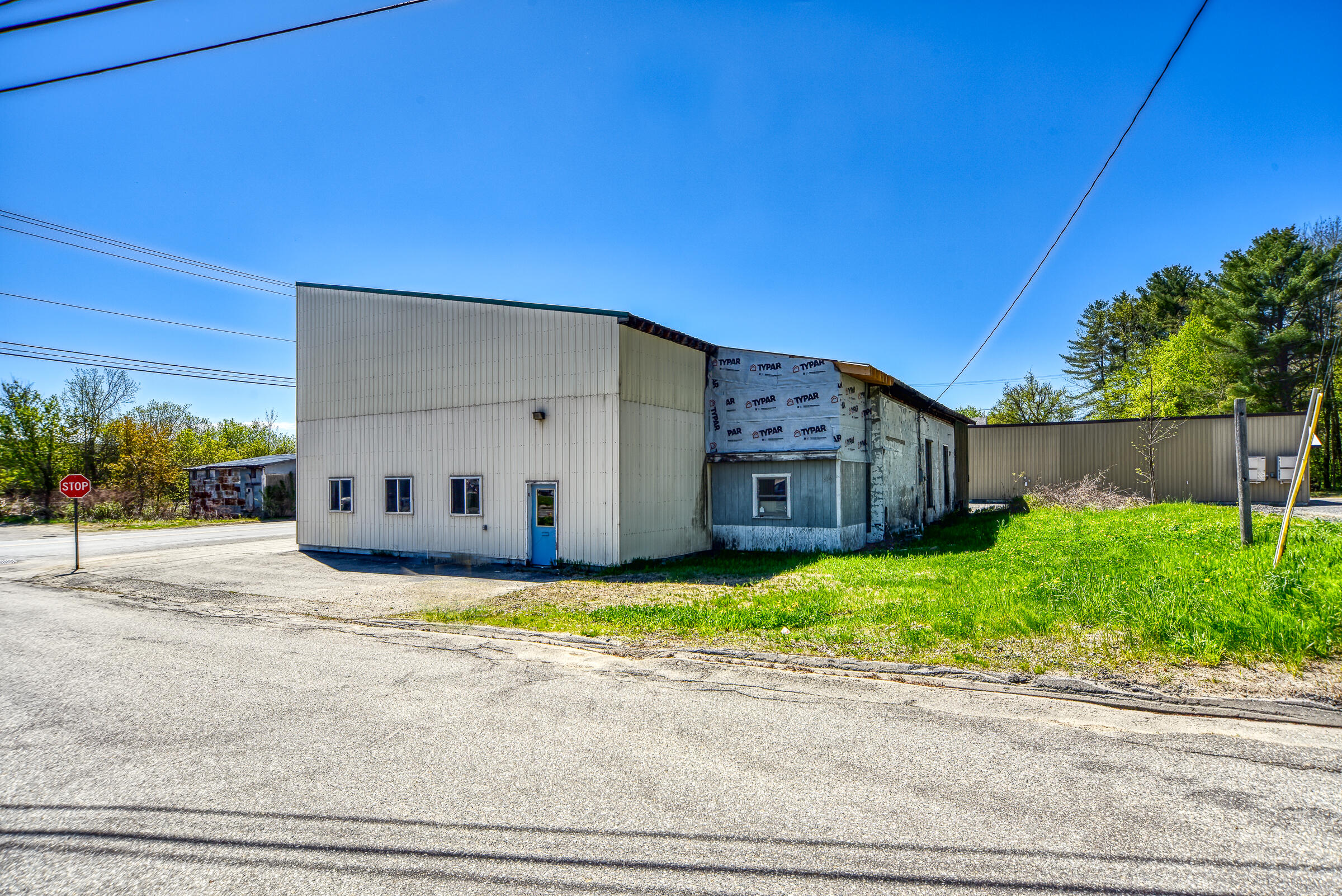 74 Route 133 Winthrop ME 04364