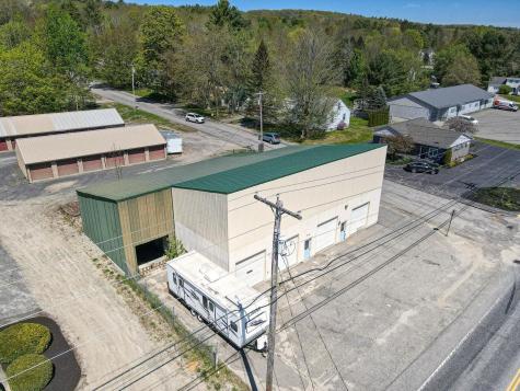 74 Route 133 Winthrop ME 04364