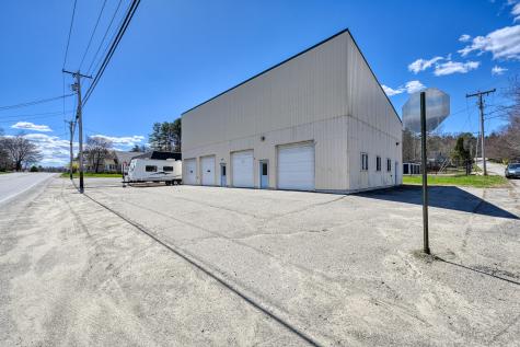 74 Route 133 Winthrop ME 04364