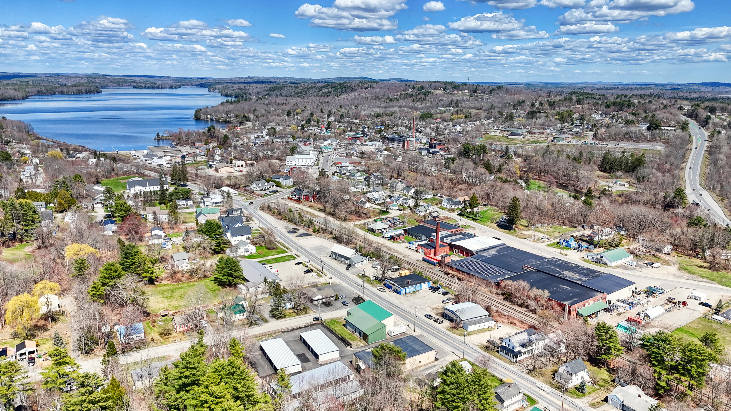 74 Route 133 Winthrop ME 04364