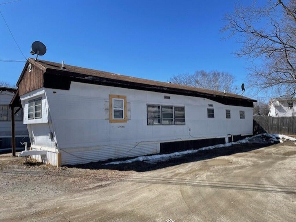 1-21 Spruce Street Madison ME 04950