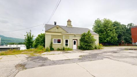 352 Hancock Street Rumford ME 04276