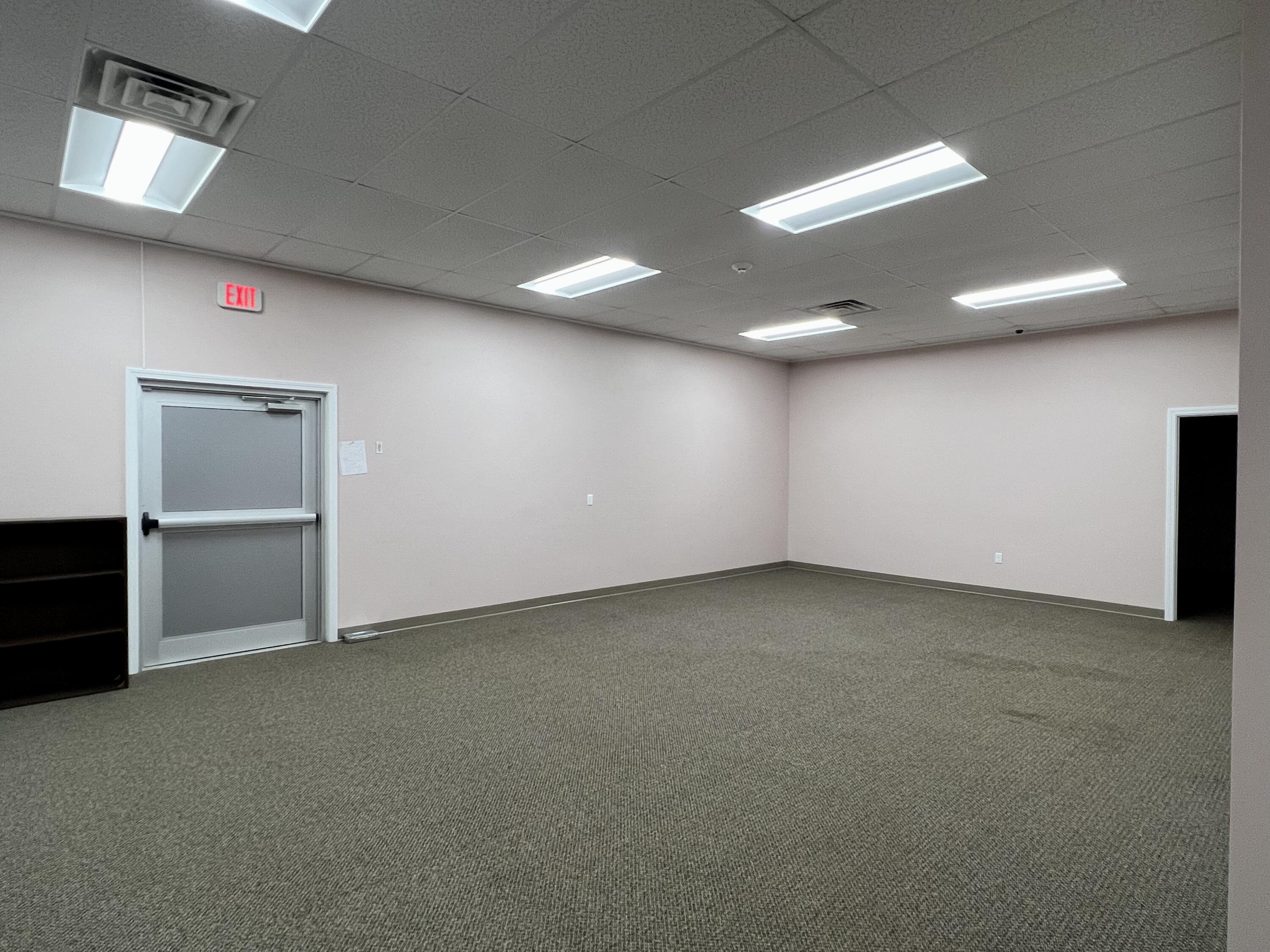 213 W West Broadway Lincoln ME 04457