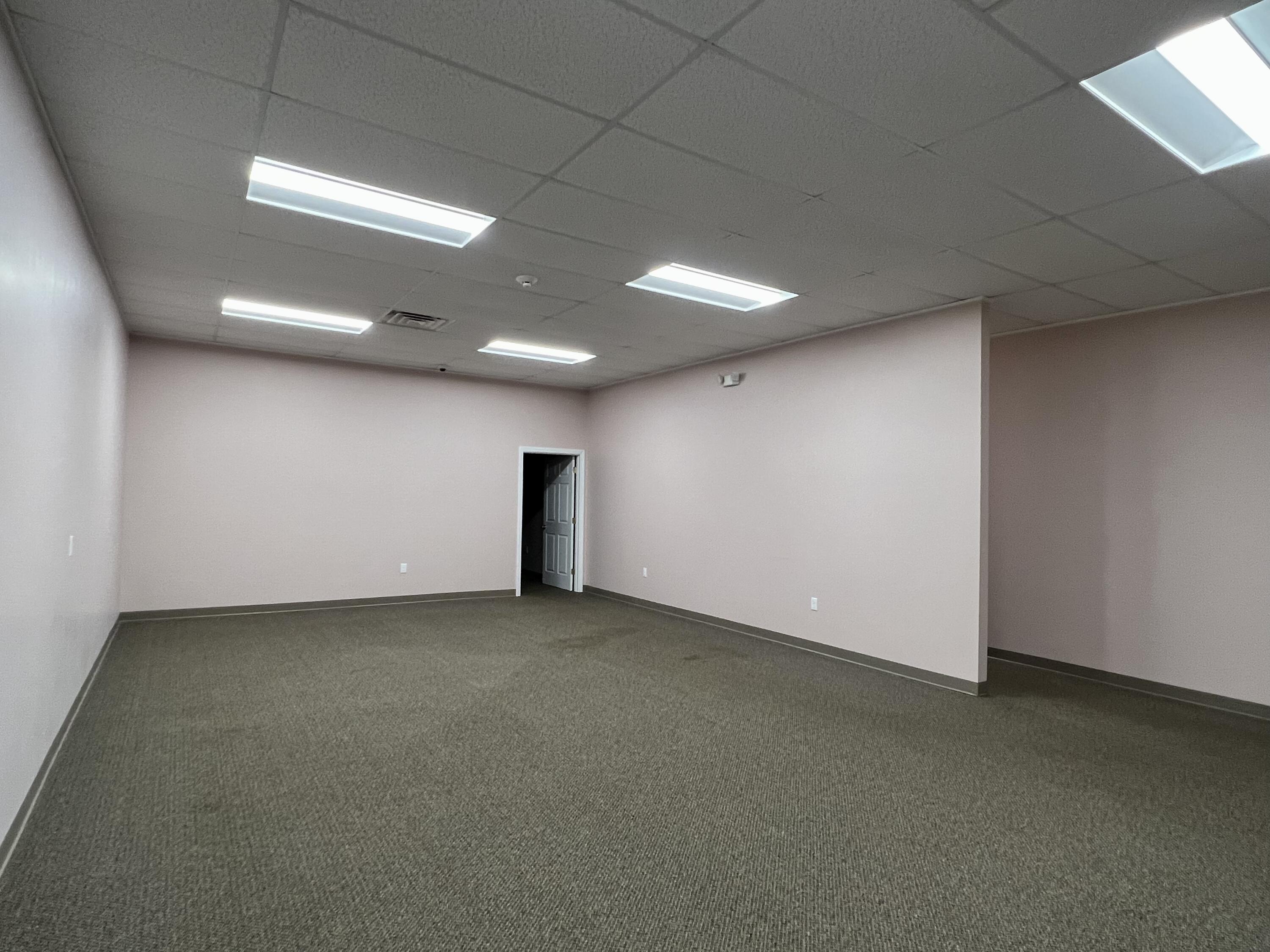 213 W West Broadway Lincoln ME 04457