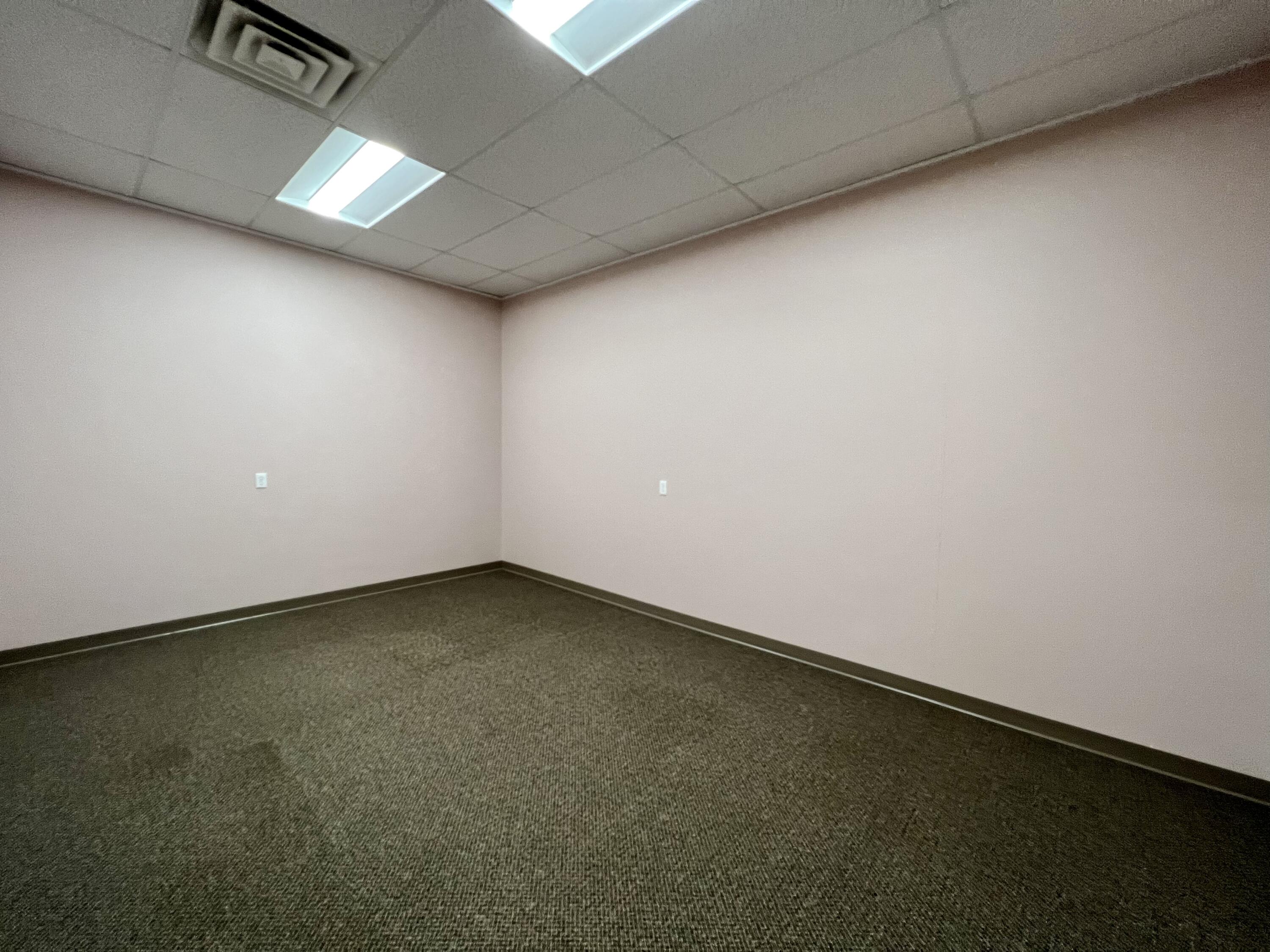 213 W West Broadway Lincoln ME 04457