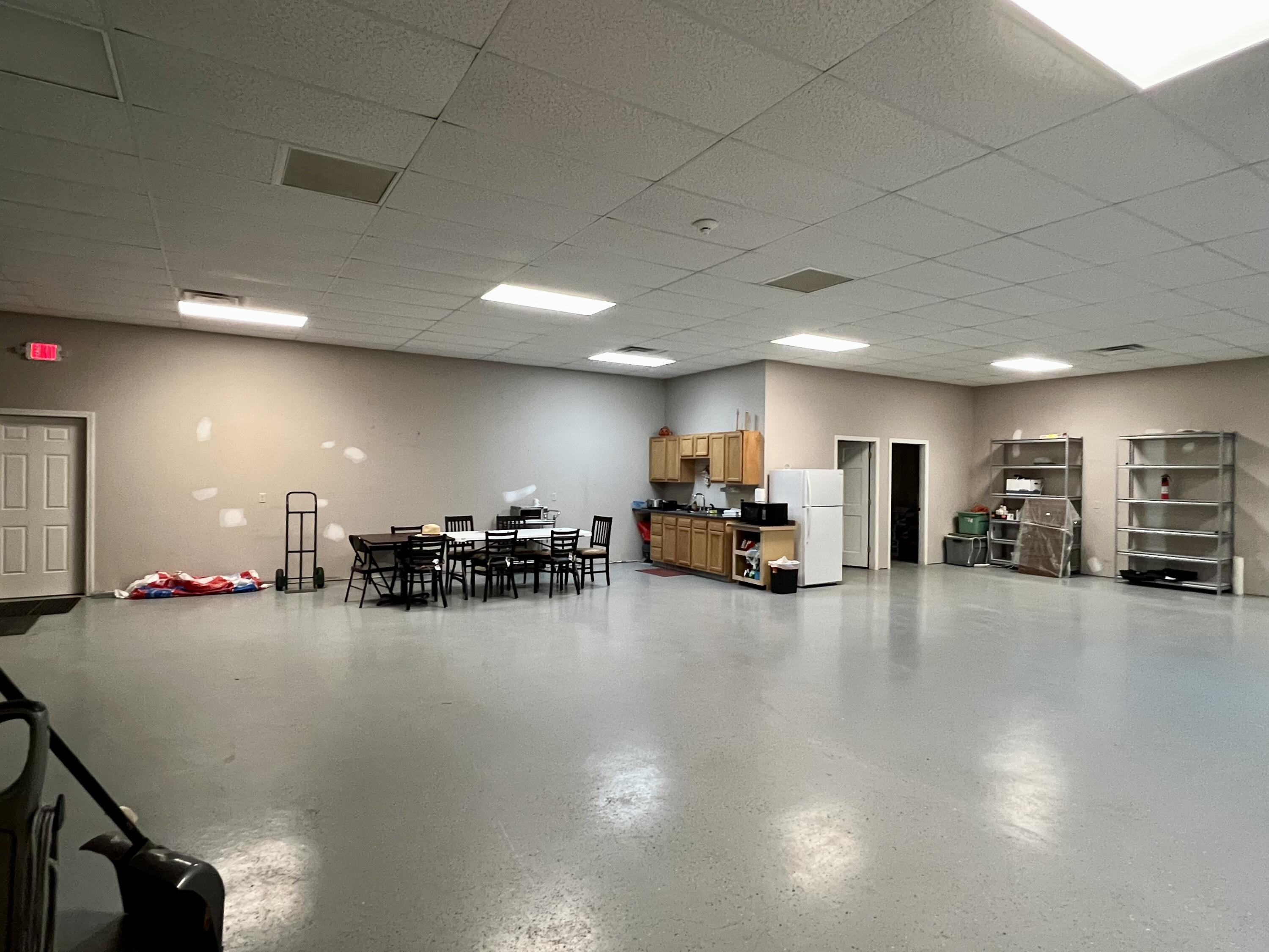 213 W West Broadway Lincoln ME 04457