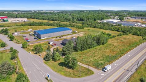 14 Carey Drive Hampden ME 04444