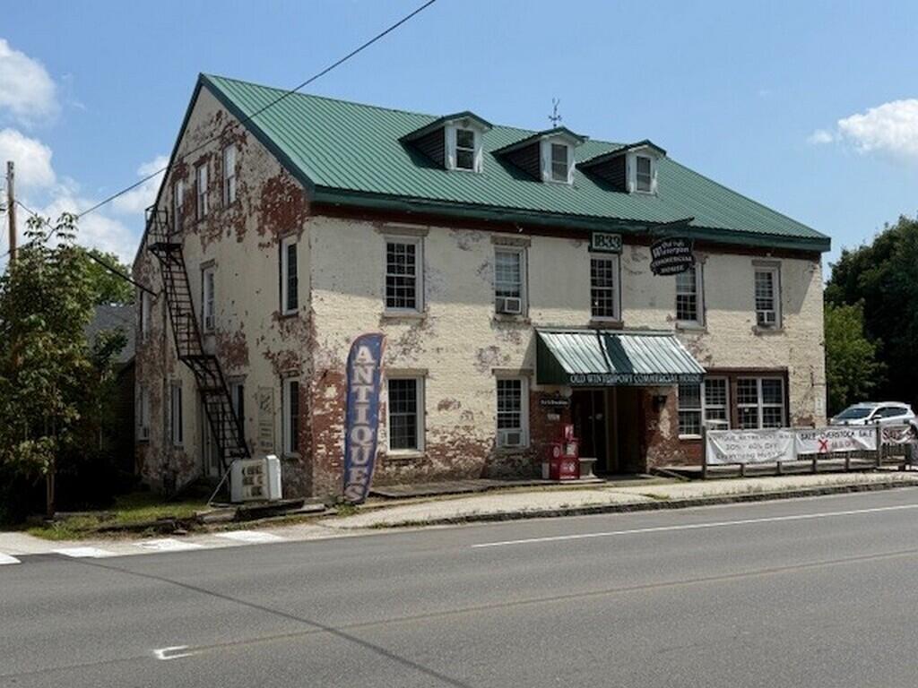 114 Main Street Winterport ME 04496