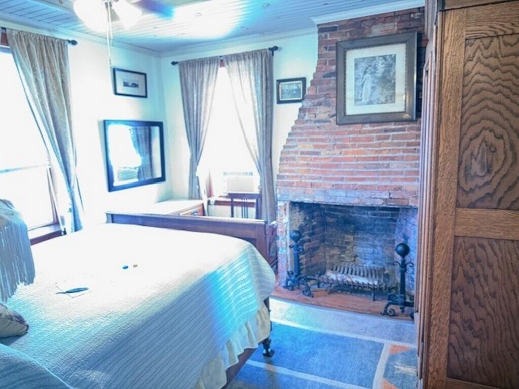 114 Main Street Winterport ME 04496