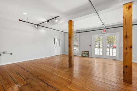 1300 Us Route 1 York ME 03902