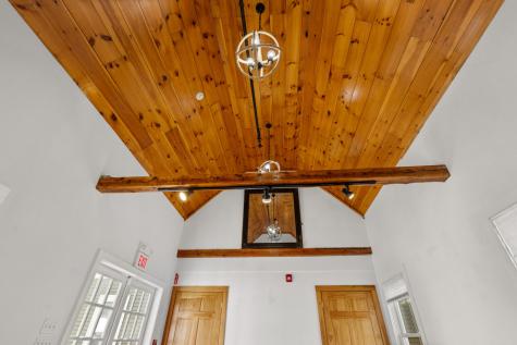 1300 Us Route 1 York ME 03902