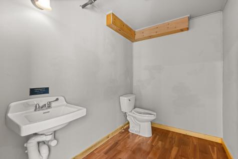 1300 Us Route 1 York ME 03902