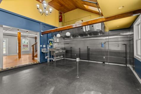 1300 Us Route 1 York ME 03902