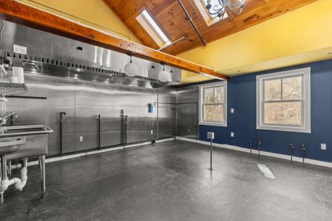 1300 Us Route 1 York ME 03902