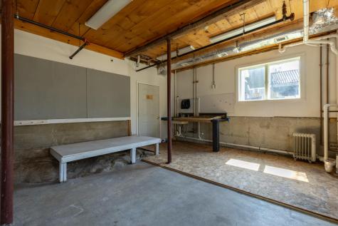 1300 Us Route 1 York ME 03902