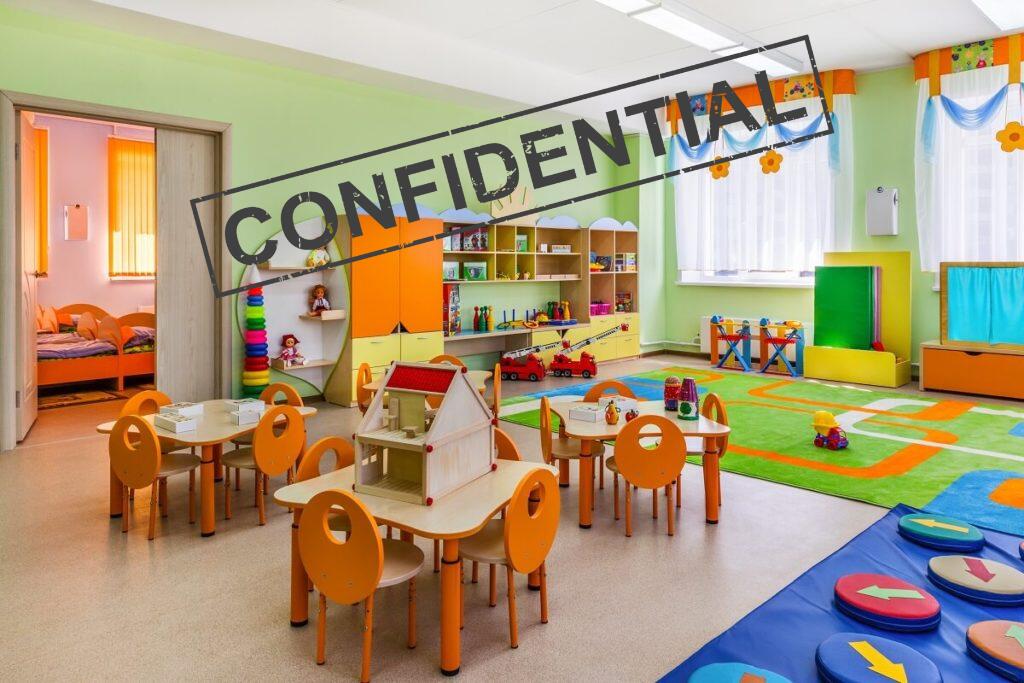 Confidential ME, 0000 Confidential