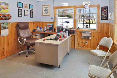 694 River Road Mexico ME 04257