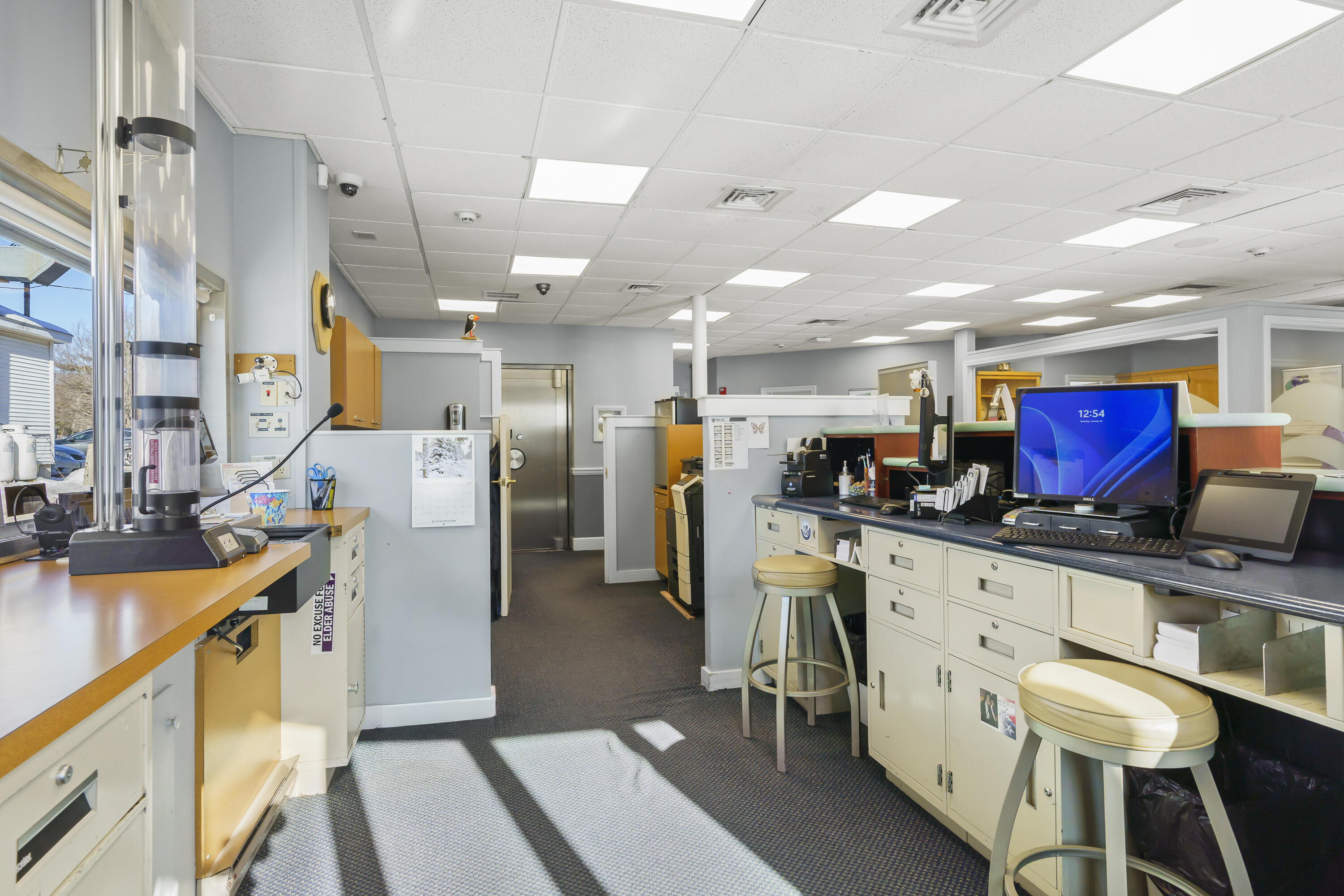 100 Main Street Damariscotta ME 04543