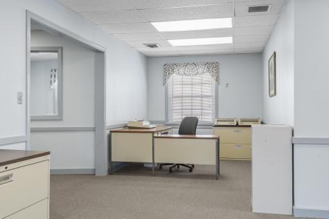 100 Main Street Damariscotta ME 04543