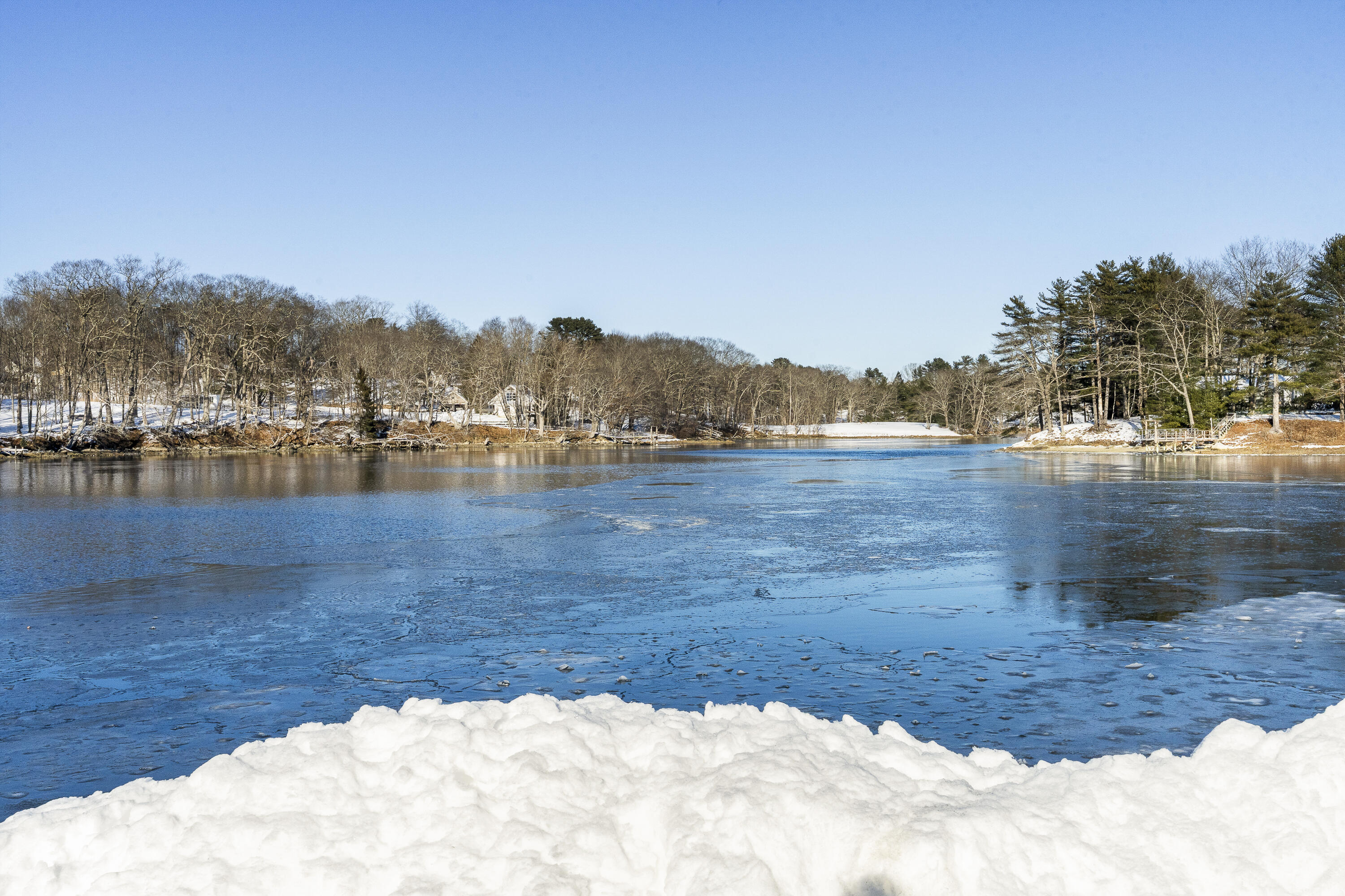 100 Main Street Damariscotta ME 04543