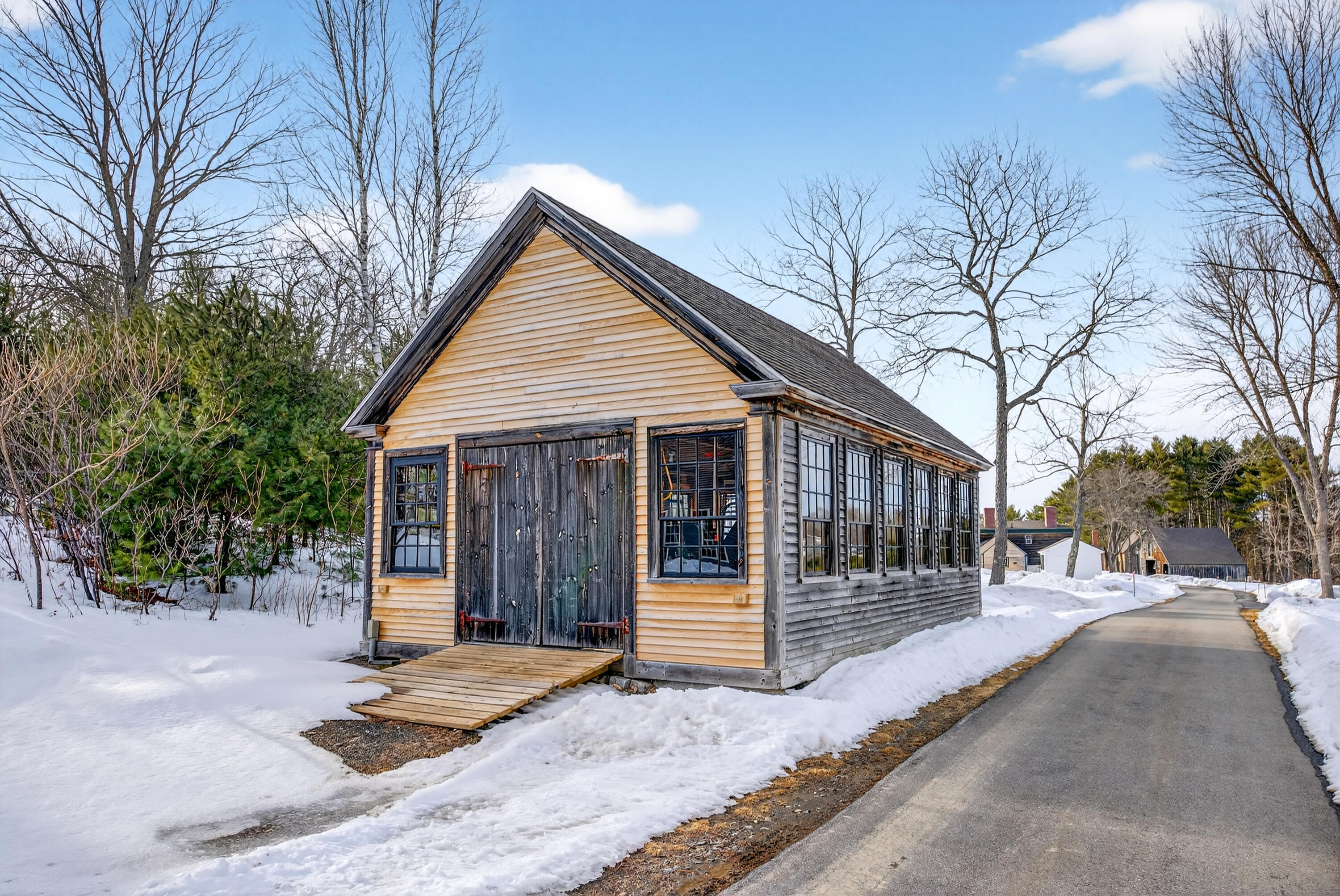 1090 Pittston School Street Pittston ME 04345