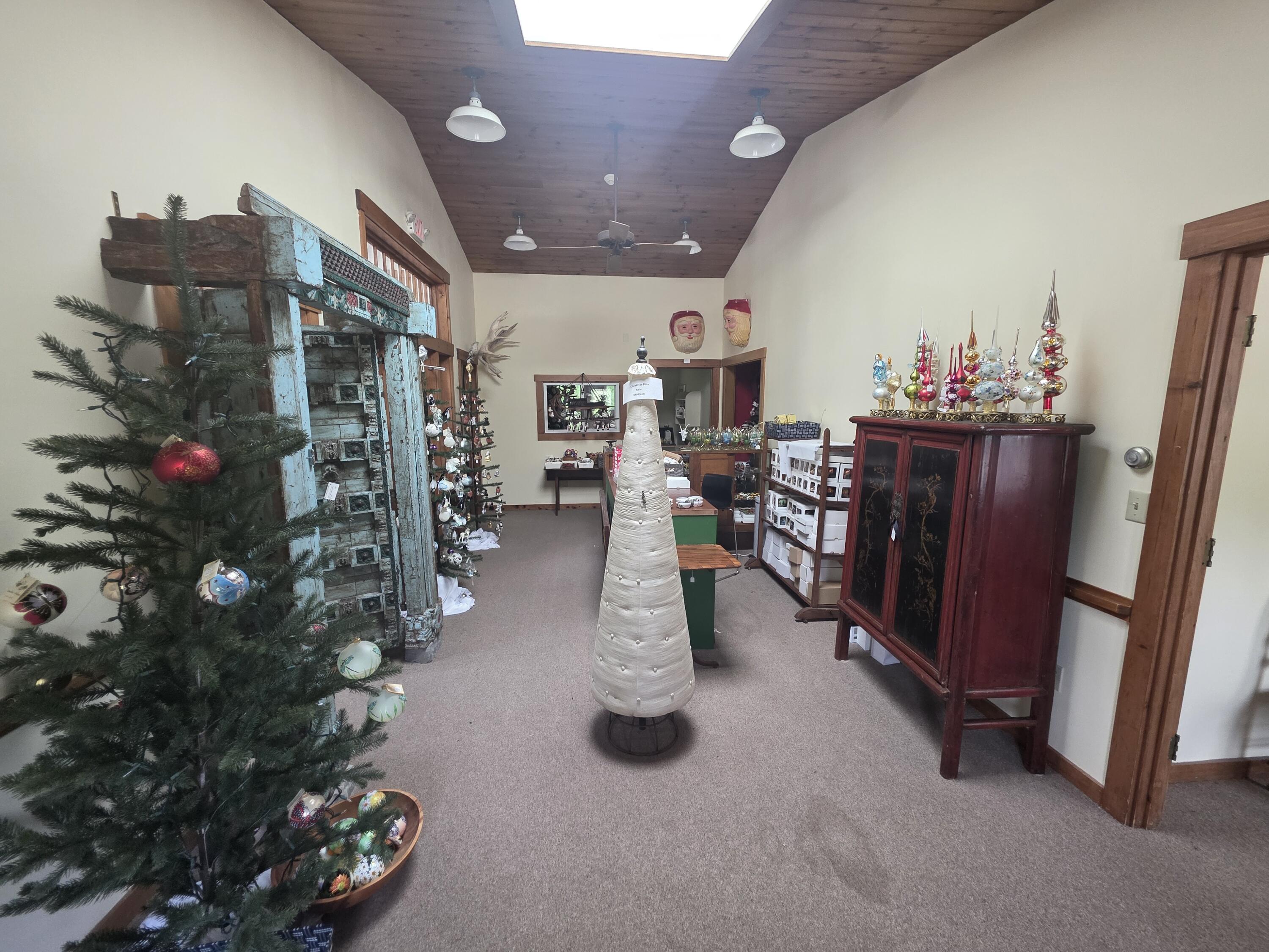 485 Commercial Street Rockport ME 04856